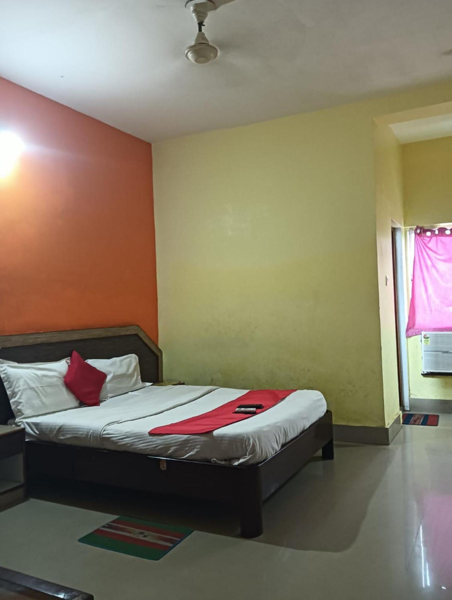 Hotel D2 Holiday Inn -Near Niladri Sea Beach - Puri - Official Verified Dış mekan fotoğraf