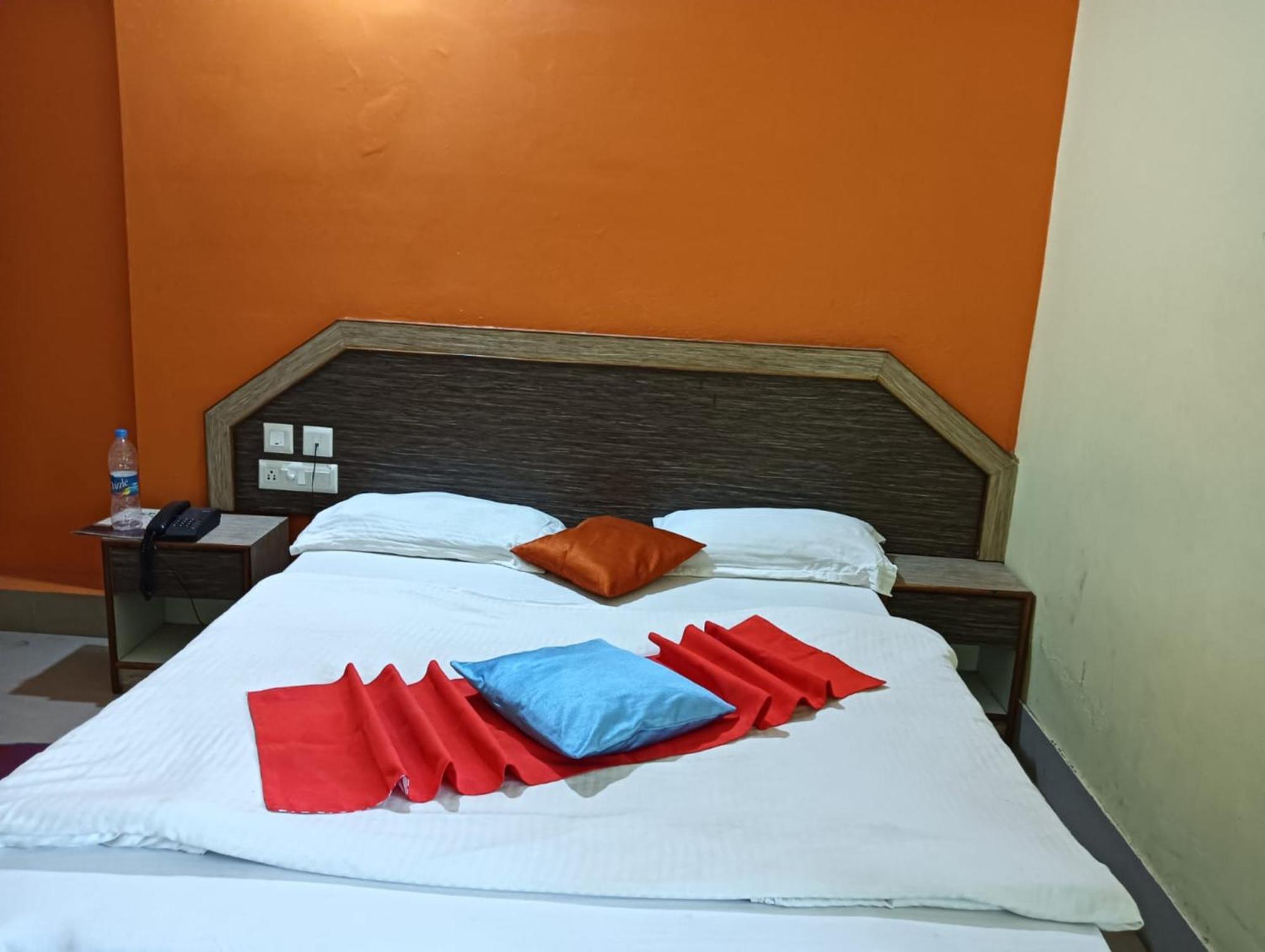 Hotel D2 Holiday Inn -Near Niladri Sea Beach - Puri - Official Verified Dış mekan fotoğraf
